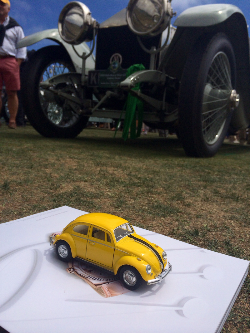 Illustration for article titled Traveling Torchbug D'Elegance